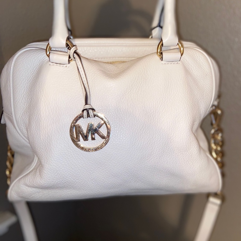 Michael Kors leather Crossbody/handbag